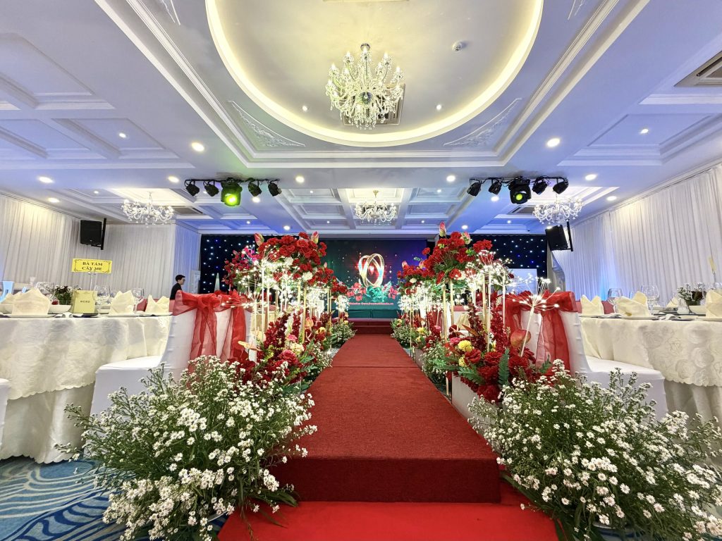 Sảnh Queen 6 6