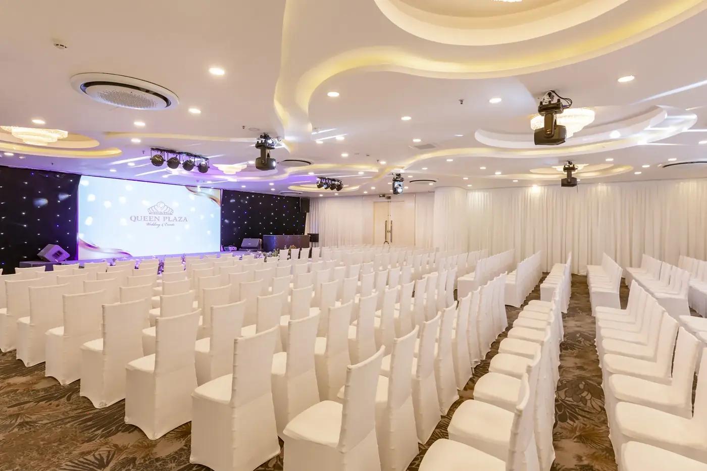 Hội nghị và sự kiện tại Queen Plaza