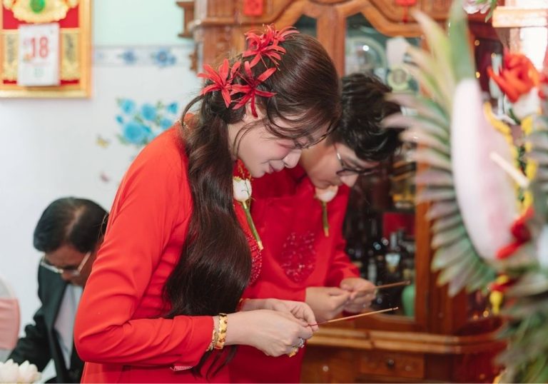 Lễ Tơ Hồng Là Gì? Ý Nghĩa Và Cách Trang Trí Bàn Tơ Hồng Đẹp, Chuẩn Phong Tục - Queen Plaza