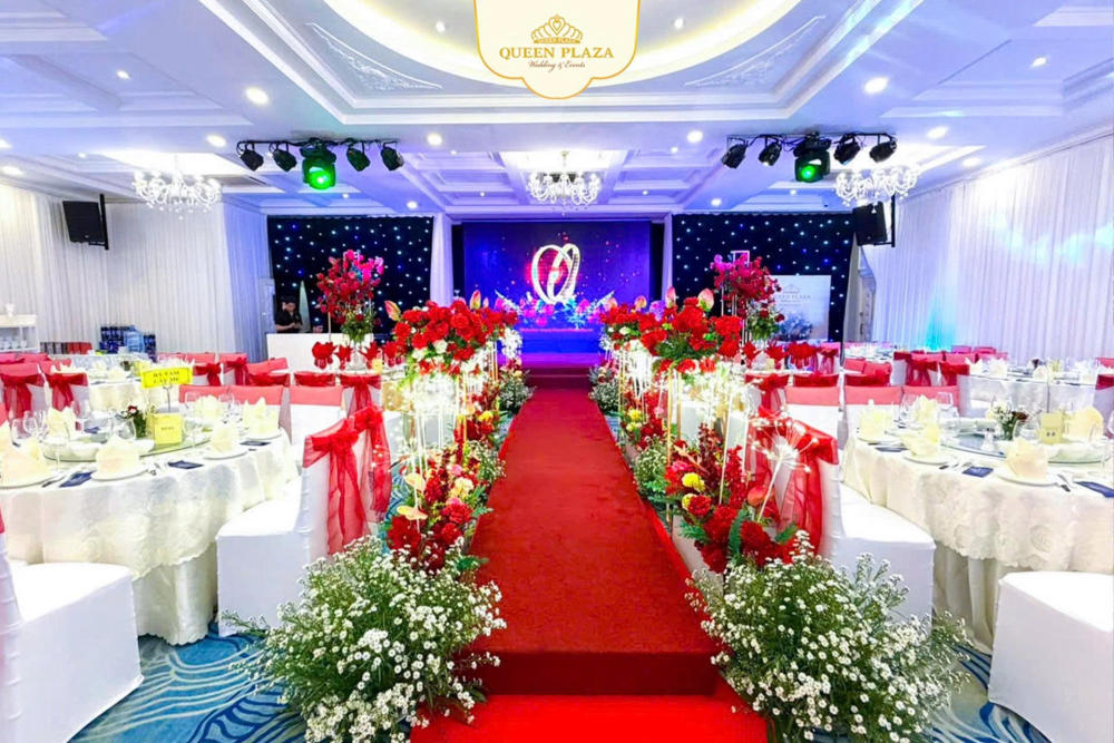 Checklist Khi Đặt Tiệc Cưới Nhà Hàng: Những Điều Cô Dâu Chú Rể Cần Hỏi Trước - Queen Plaza