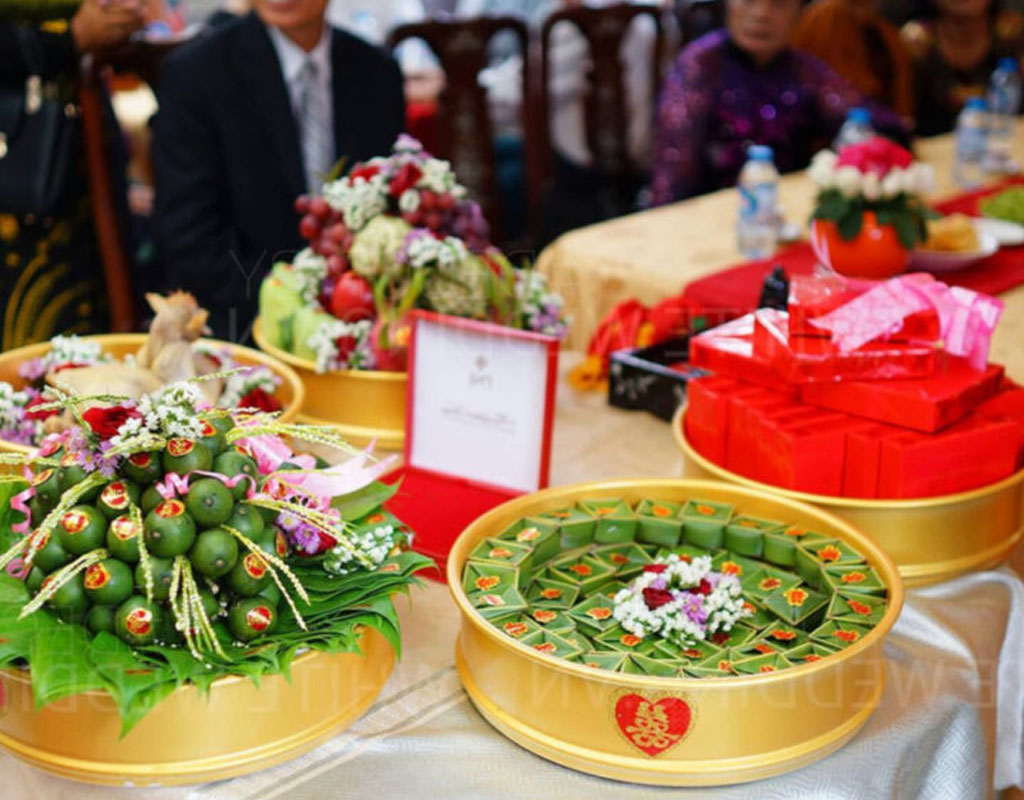 Lại Quả Là Gì? Cách Chia Tráp Lại Quả Đúng Phong Tục Cưới Hỏi Việt Nam - Queen Plaza